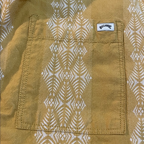 Billabong Mustard & Cream Short-Sleeve Button-Up 100% Cotton Shirt - Picture 11 of 11